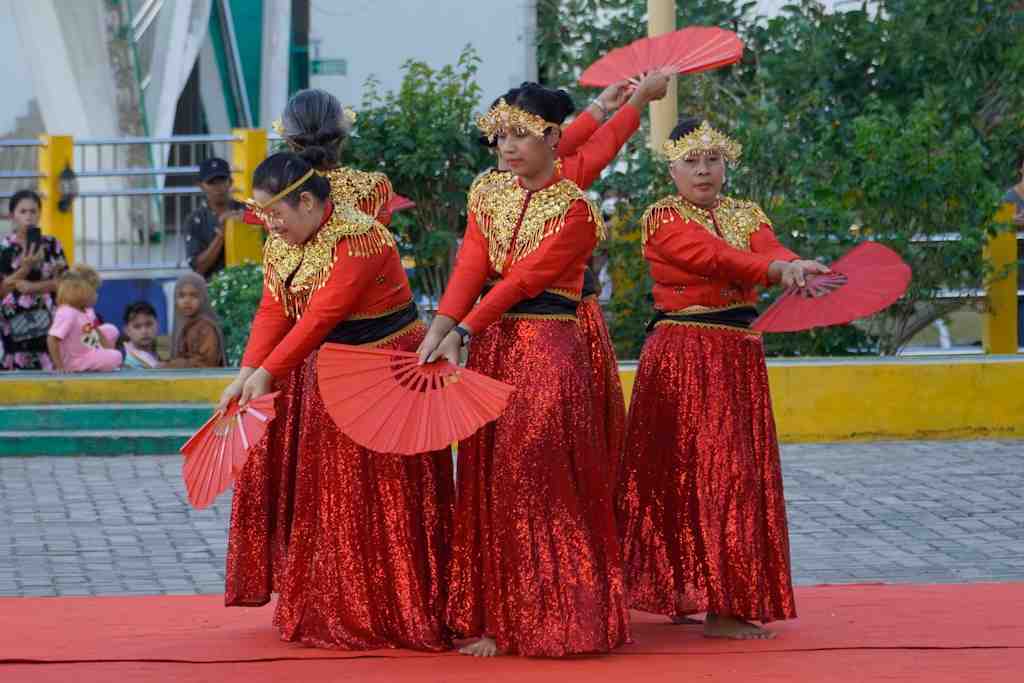 TARIAN LONGGOK MUSI