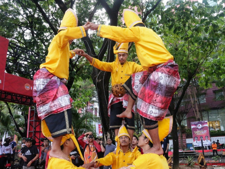 TARI PARAGA