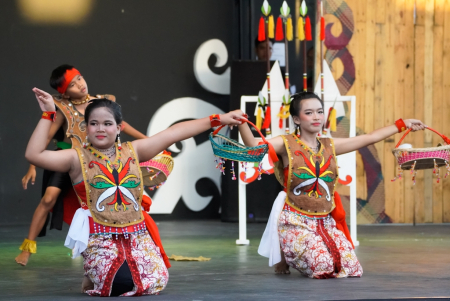 TARIAN BANGANG TUNTANG BARASIH