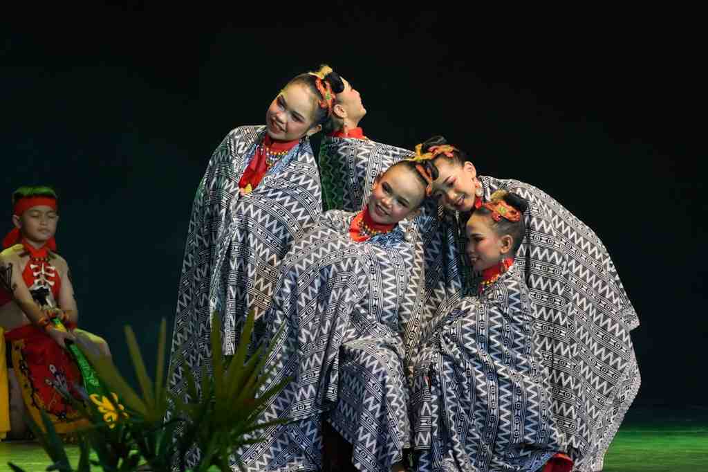 TARIAN ANAK SARAN SUNGEI