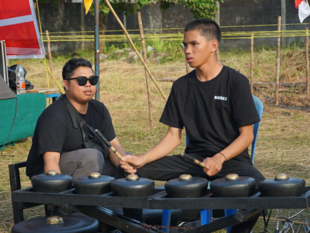 MAINKAN ALAT MUSIK KANGKANUNG