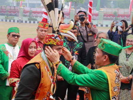 PASANGKAN LAWUNG KEHORMATAN
