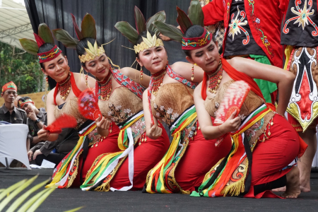 TARI HATANGKU HAKANGKALU
