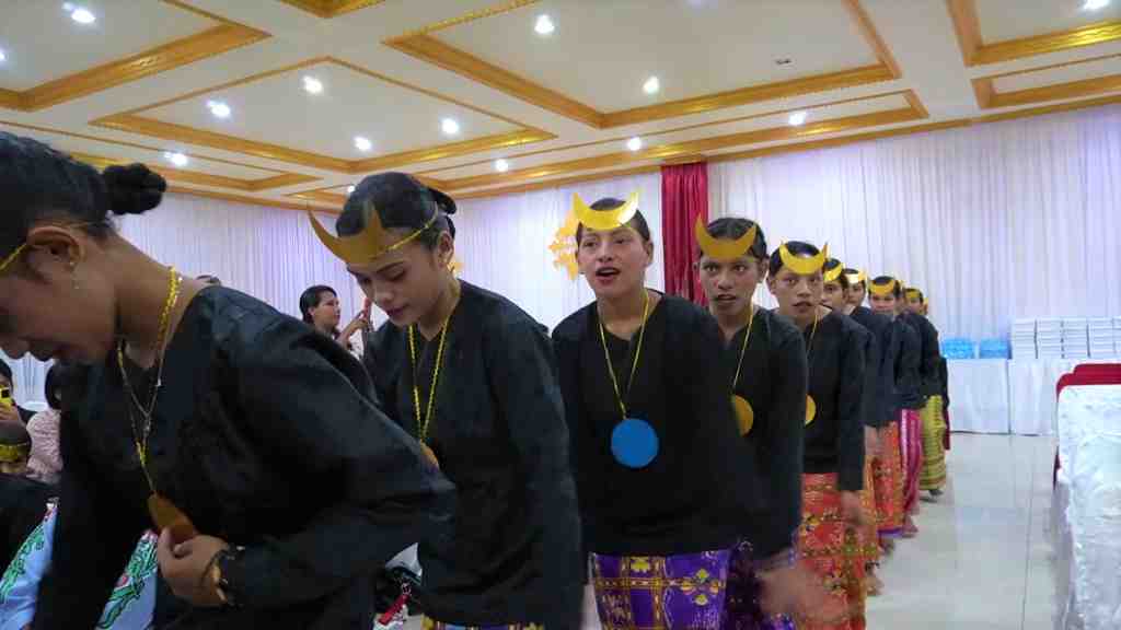 TARIAN SEKA