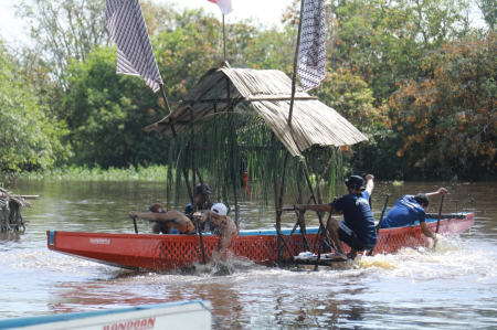 LOMBA TRADISIONAL BESEI KAMBE