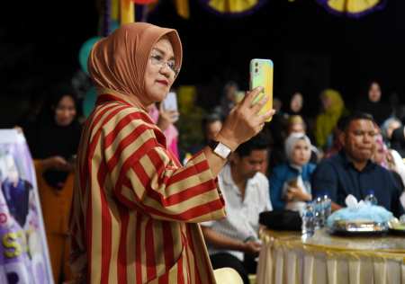 SIARAN LANGSUNG LOMBA VOKALIA