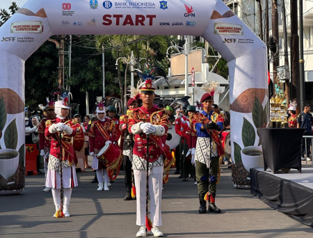 PERSIAPAN LOMBA MARCHING BAND