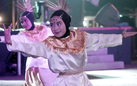 TARIAN KREASI TRADISI