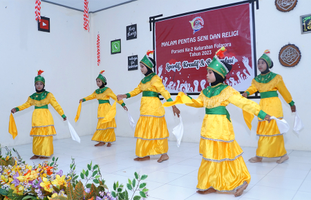 TARI DANA-DANA
