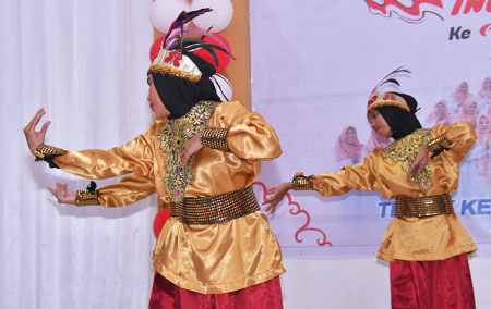 TARI MOLOKU KIE RAHA