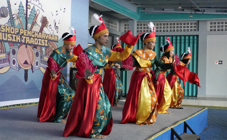 TARI SALAI DUMAI