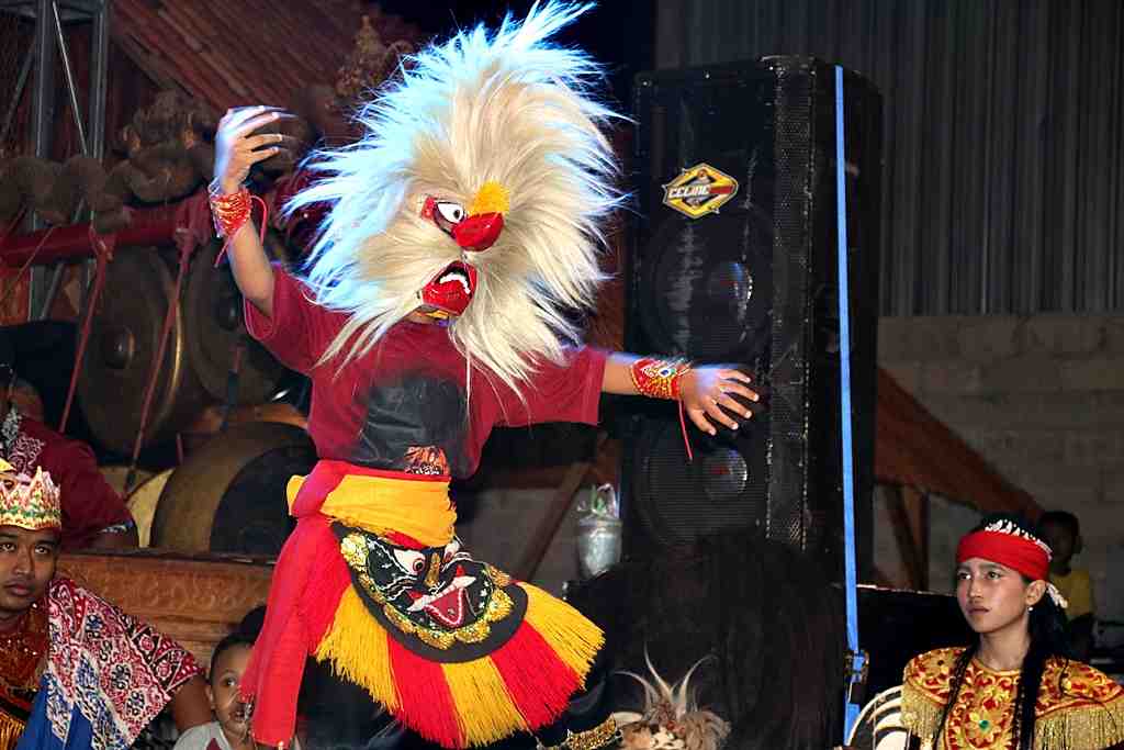 TARI TOPENG BUJANG GANONG BLORA