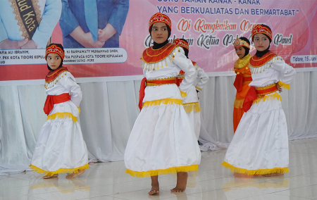 TARI TRADISIONAL LALA