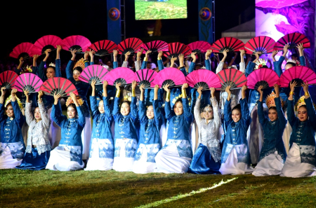 TARI EKSPRESI BUDAYA BAJAU