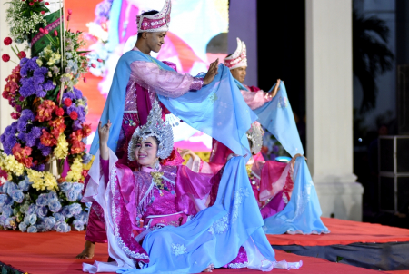 TARI KARAWO