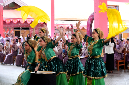 TARI KREASI DAERAH