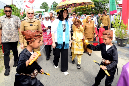 TARI LONGGO
