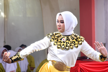 TARI TIPUWALO