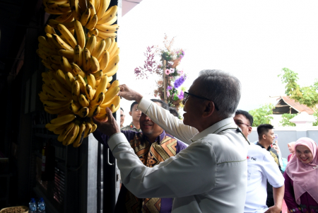TRADISI NAIK RUMAH BARU