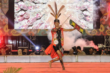 TARI MANDAU