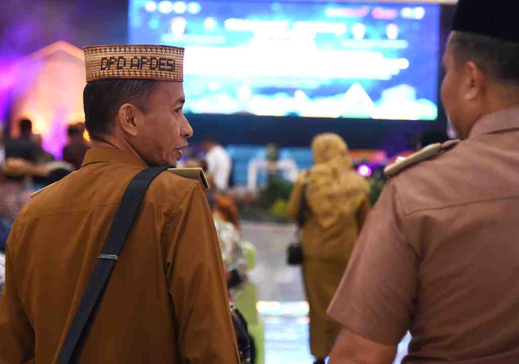 UPIAH KARANJI MOTIF TULISAN