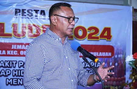 ACARA ADAT TULUDE DI DESA GALALA 