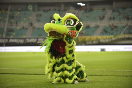 ATRAKSI BARONGSAI DI GBT