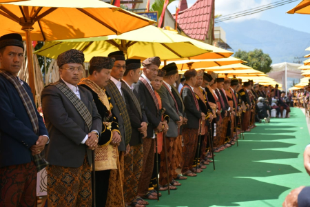 PENGUKUHAN PANGHULU ADAT DI NAGARI KUBANG PUTIAH