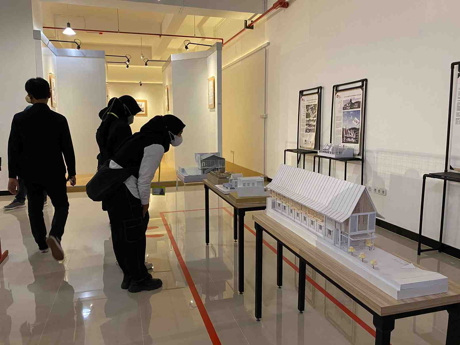 PAMERAN ARSITEKTUR KOTA MALANG