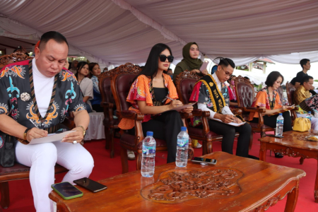 JURI LOMBA FASHION SHOW