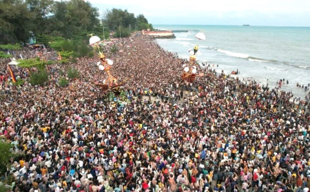  PENGUNJUNG ACARA PUNCAK HOYAK TABUIK PIAMAN 2023