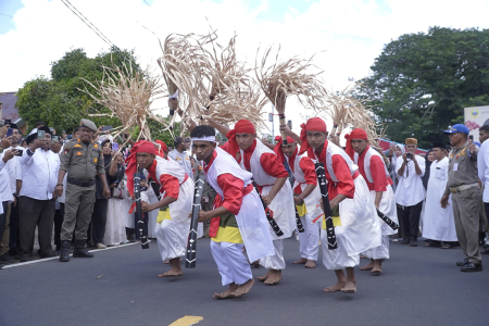 TARI SOYA-SOYA