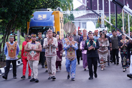 KARNAVAL BUDAYA HARI JADI KE-69 KALTENG