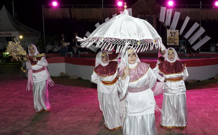 TARI SALONDE TIDORE
