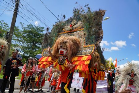 KESENIAN REOG PONOROGO