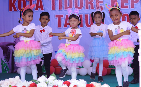 TARI KREASI AKU ANAK INDONESIA