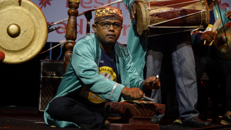  ALAT MUSIK GAMELAN