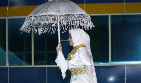 TARI SALONDE TIDORE