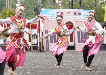 TARI KREASI DAERAH