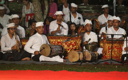 PENABUH GAMELAN BALI