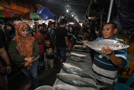 PASAR BANDENG KAWAK DI GRESIK