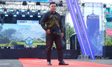 FASHION SHOW FESTIVAL SALAWAKU