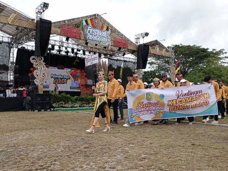 PEMBUKAAN FESTIVAL PALANGKA RAYA