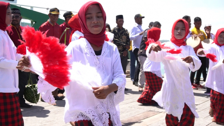 TARI KIPAS SAMBUT PERAHU BELAN