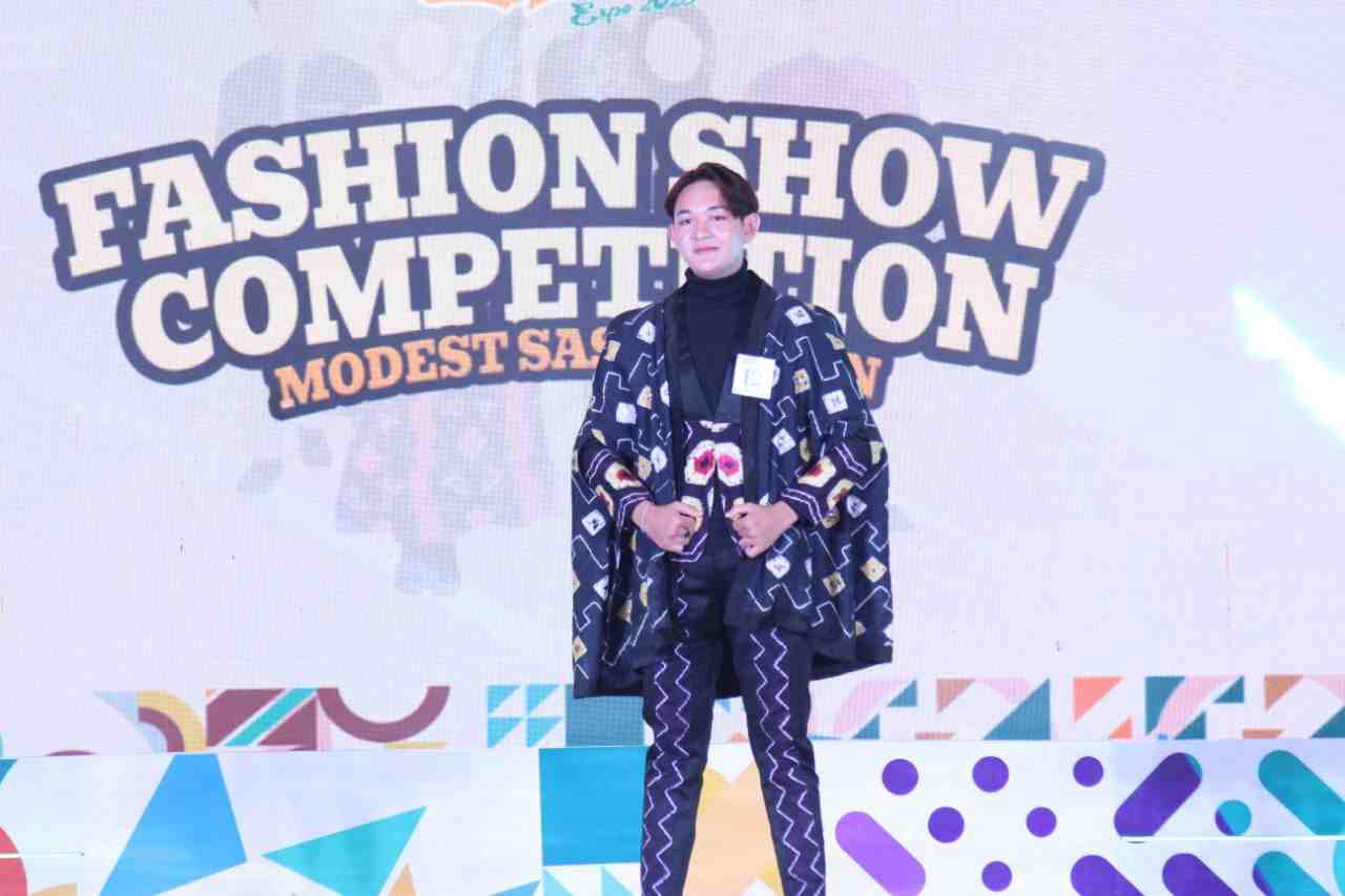 MOTIF GIGI HARUAN