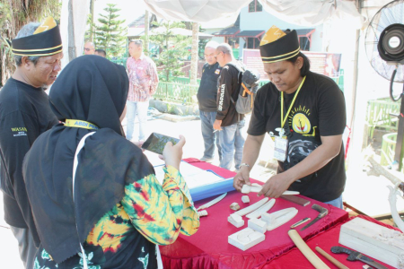 DOKUMENTASIKAN PENGUMPANGAN