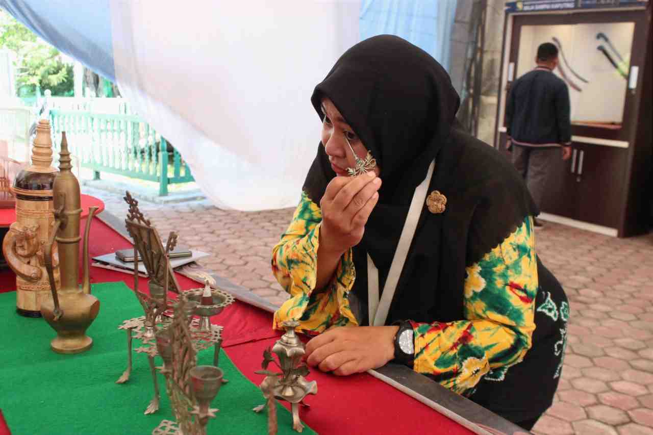 CELAK MATA TRADISIONAL