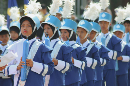 PERLOMBAAN STREET PARADE