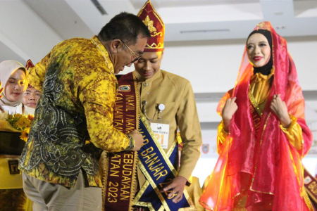 PEMILIHAN NANANG GALUH  KEBUDAYAAN KALSEL
