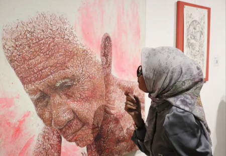 MELIHAT PAMERAN SENI LUKIS